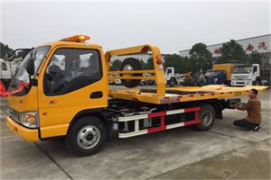 滦平哪里有拖车服务